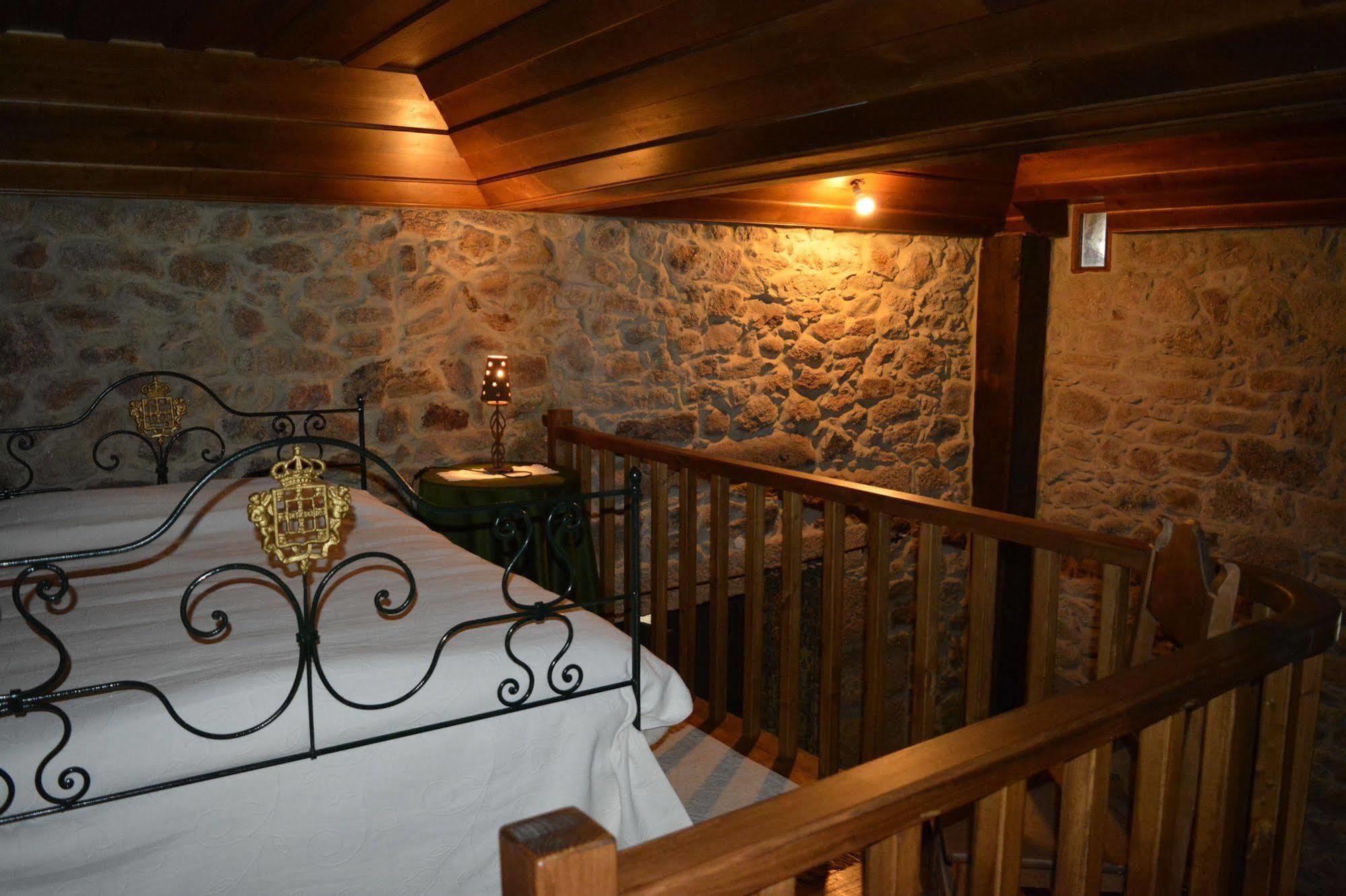 Solar Dos Correia Alves Guest House Moimenta da Beira Exterior photo